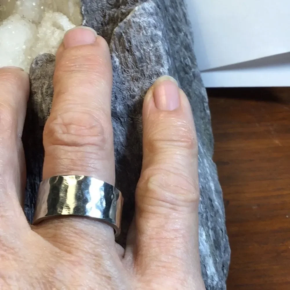 Ring, Sterling Silver Hammered Ring, Band, Hand Wrought, size 6, handmade, unise